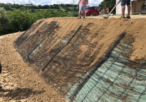 Utilisation de tapis antiérosion pour réduire l'érosion des bâtiments